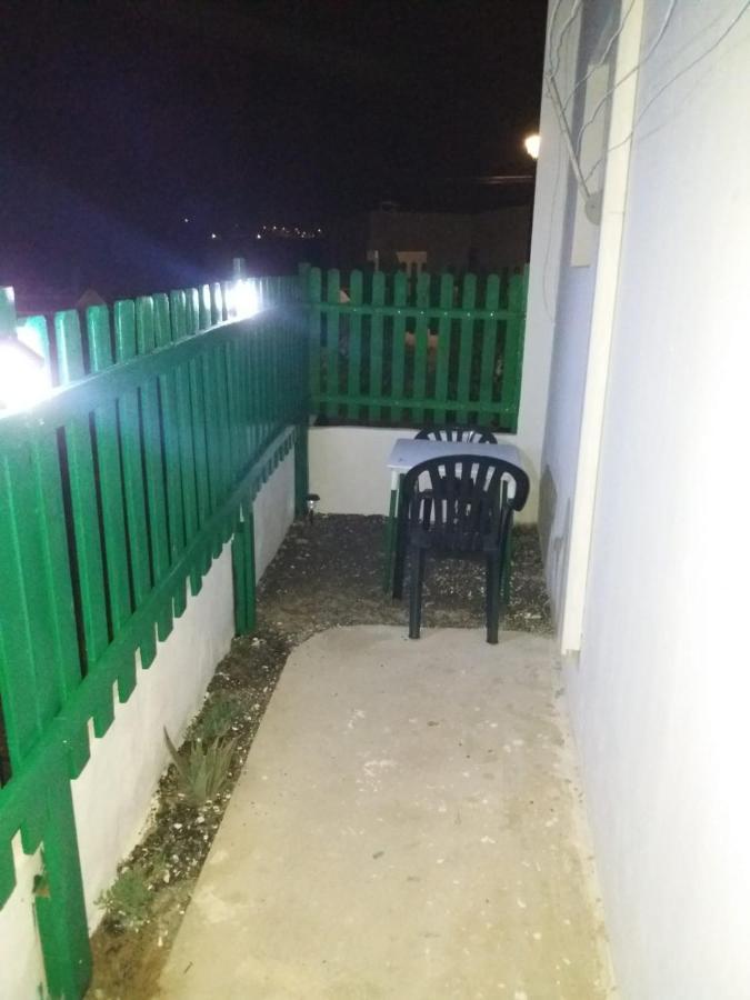 Casa Antonia Reyes, A La Sombra De Famara * Munique