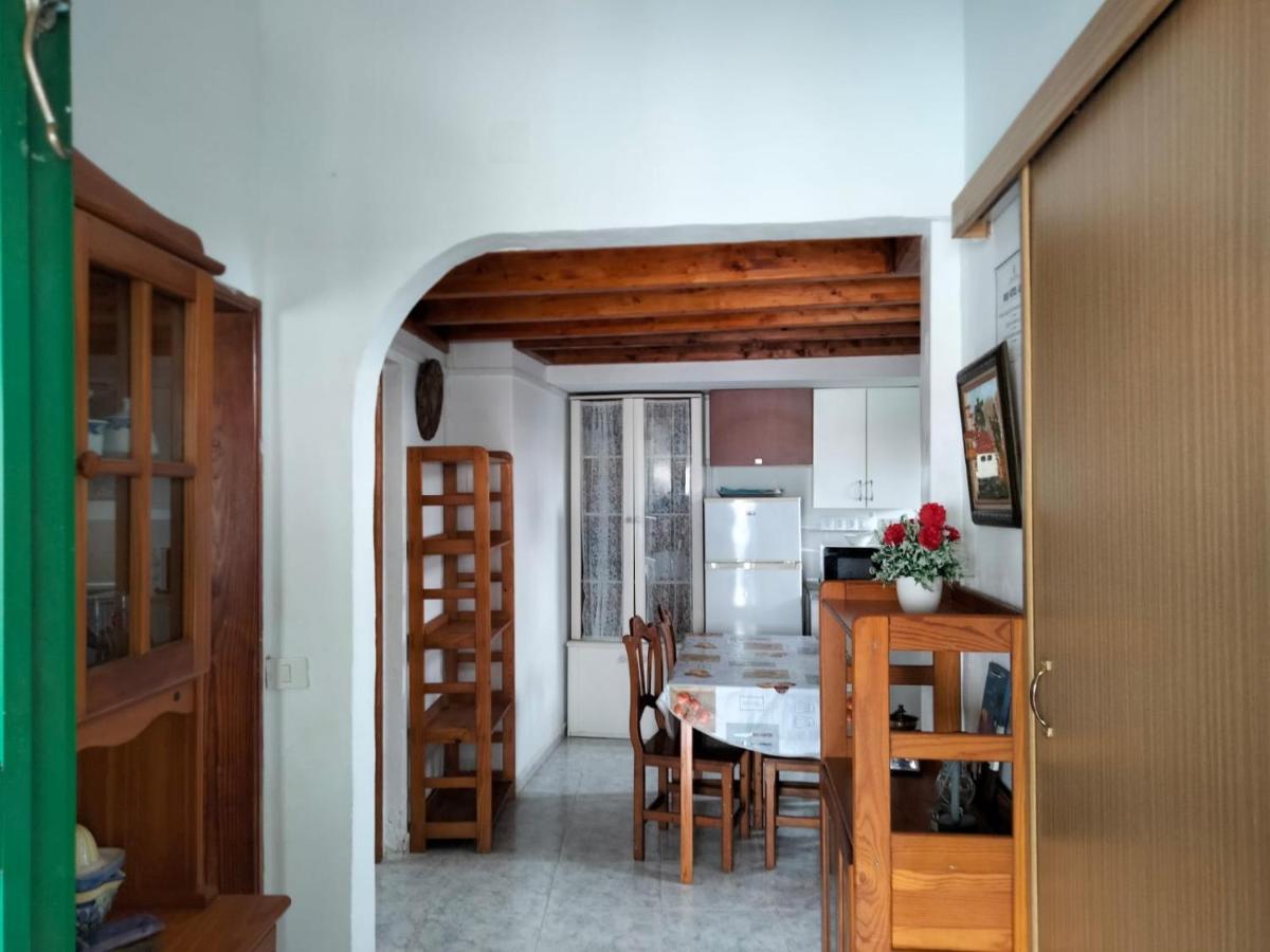 Casa Antonia Reyes, A La Sombra De Famara Appartement
