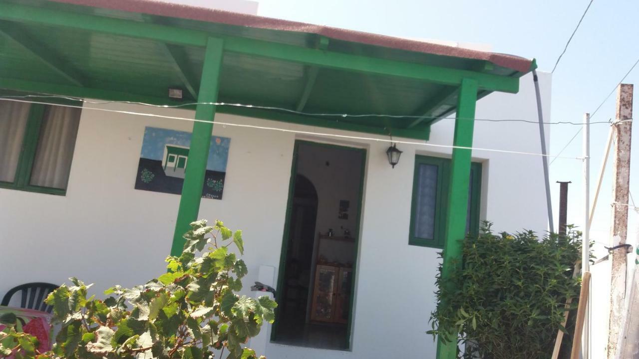 Casa Antonia Reyes, A La Sombra De Famara * Munique