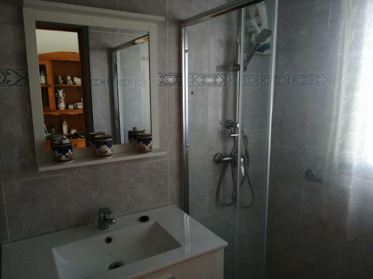 Casa Antonia Reyes, A La Sombra De Famara Munique